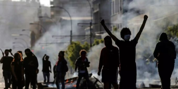 Demonstranten in Valparaíso Demonstranten in Valparaíso