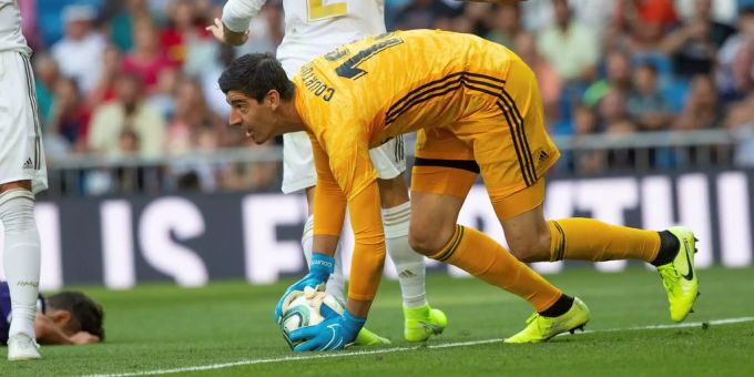 Der Torhüter von Real Madrid Thibaut Courtois sieht sich zurzeit mit Kritik konfrontiert. Real Madrid Thibaut Courtois