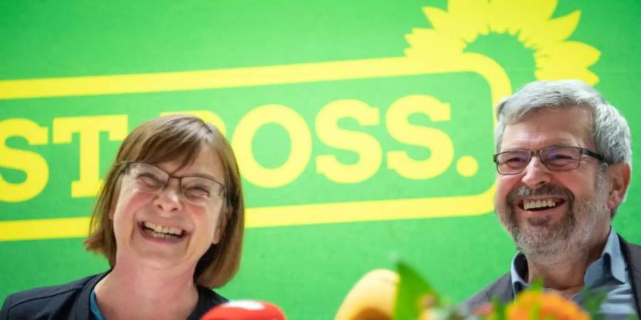 Sollen Ministerposten in Brandenburg bekommen: Ursula Nonnemacher und Axel Vogel (beide Grüne). Foto: Soeren Stache/dpa-Zentralbild/dpa