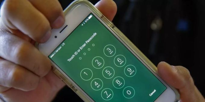 Von Trump - Druck auf Apple wegen fehlender iPhone-Hintertüren erhöht