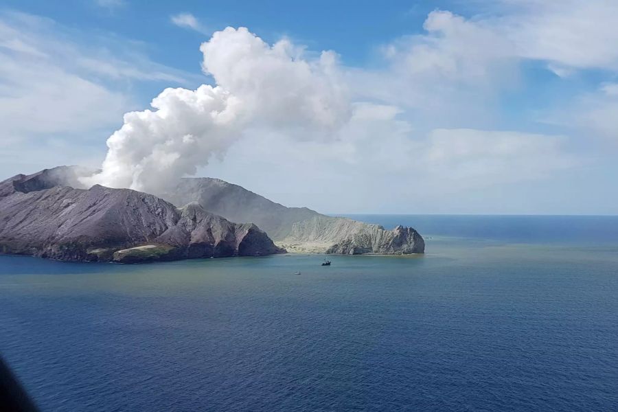 Vulkanausbruch auf neuseeländischer Insel