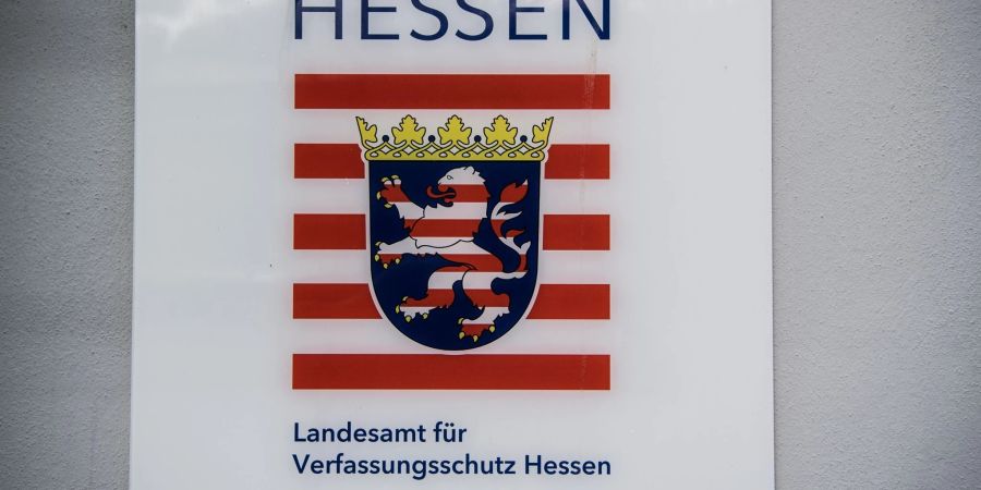 Die sogenannten NSU-Akten des hessischen Verfassungsschutzes sind Ergebnis einer Prüfung, bei der die Behörde eigene Akten und Dokumente zum Rechtsextremismus auf mögliche Bezüge zum «Nationalsozialistischen Untergrund» untersucht hatte