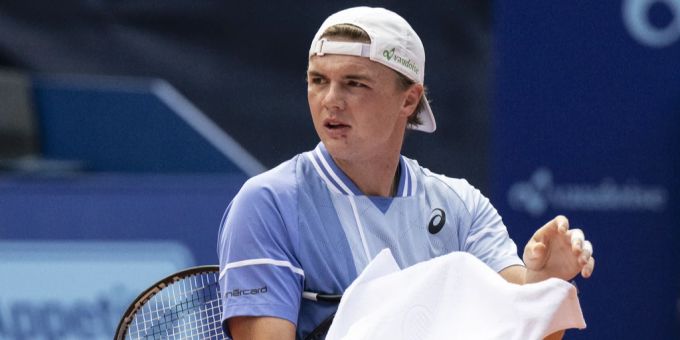 Dominic Stricker scheitert in der ersten Runde in Gstaad. Dominic Stricker