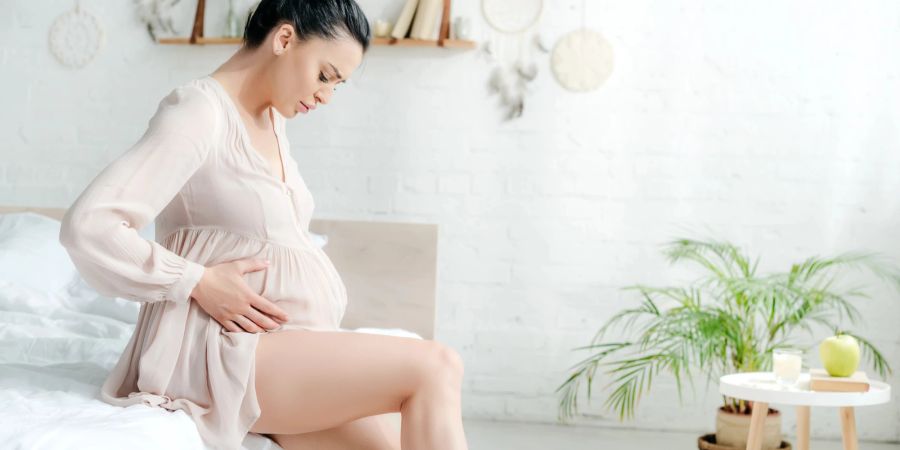 Die verlangsamte Verdauung in der Schwangerschaft kann Blähungen verursachen.