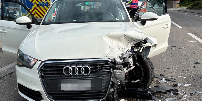 Romanshorn TG: Verkehrsunfall nach Sekundenschlaf. Romanshorn TG