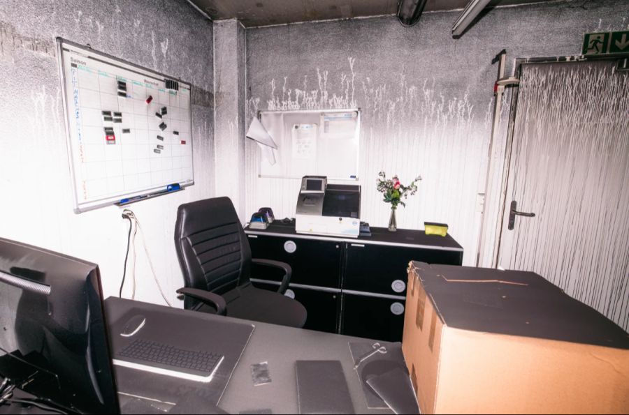 Viel Russ gibt es auch im Büro.