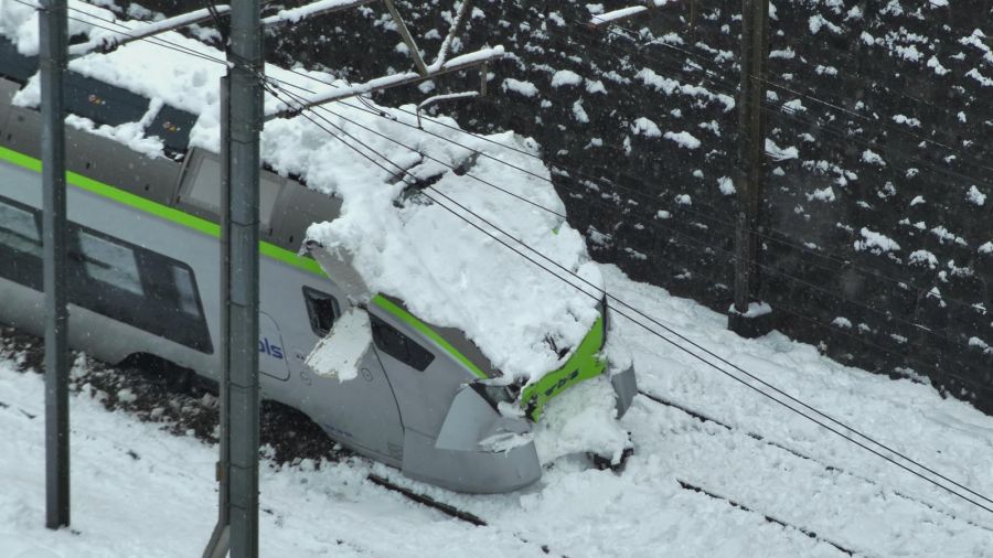 Am Montagmorgen entgleiste in Goppenstein VS ein Zug.