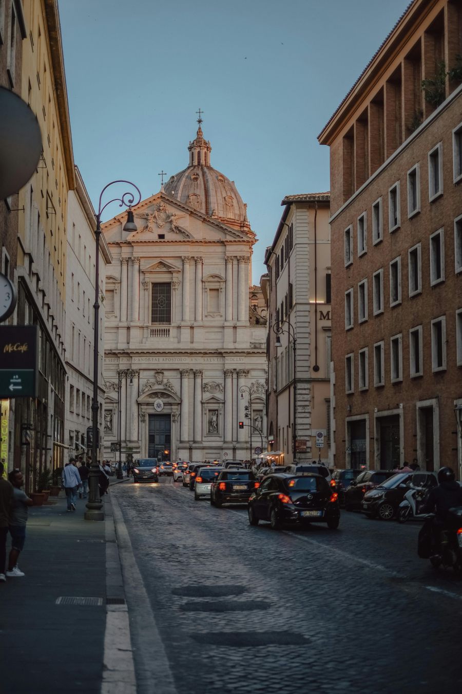 Rom gehört zu den verkehrsreichsten Städten der Welt.