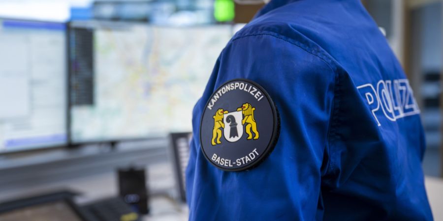 Nur Lohnmassnahmen bei der Kantonspolizei Basel-Stadt werden grundsätzlich von der ganzen Wirtschaftskommission des Grossen Rates unterstützt. (Archivbild)