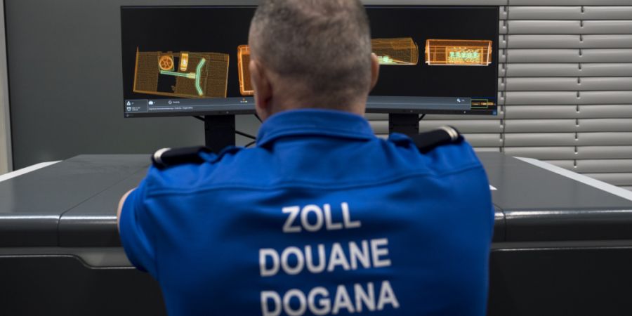 Insgesamt zogen die Zöllner 1,6 Millionen geschmuggelte Zigaretten aus dem Verkehr - fast doppelt so viele wie noch im Vorjahr. (Archivbild)