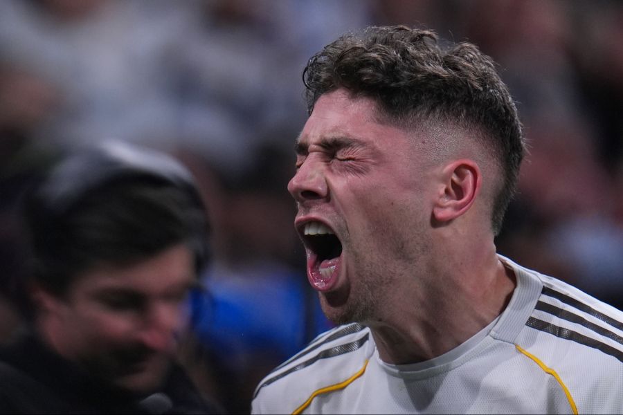 Valverde erleidet ein Schädel-Hirn-Trauma durch einen Streit in der Umkleide.