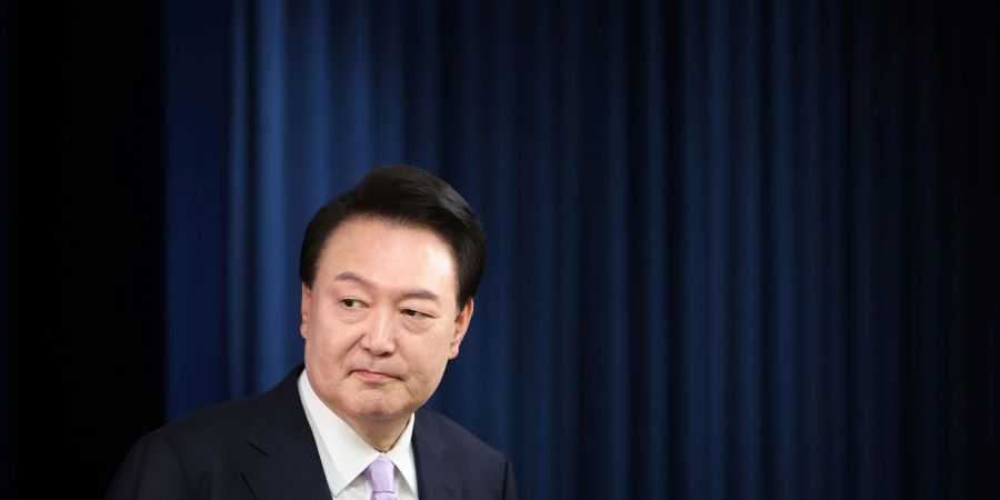 Südkoreas Präsident Yoon Suk Yeol gerät zunehmend unter politischen Druck.