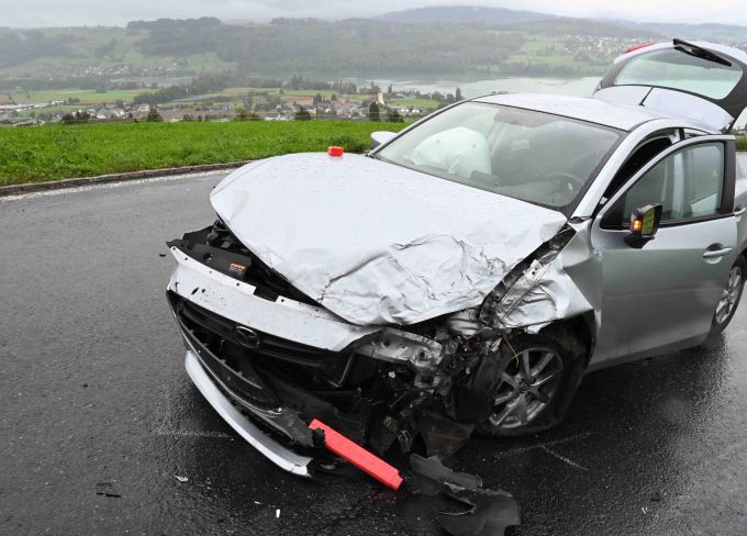 Schongau: Drei Personen bei Unfall verletzt. Unfall in Schongau.