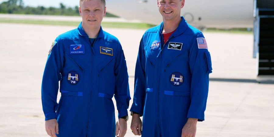 Sollen bis Anfang 2025 auf der ISS bleiben: Aleksandr Gorbunov (l) und Nick Hague.