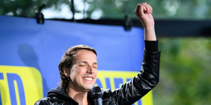 Bierpartei-Spitzenkandidat Dominik Wlazny am Sonntag, 29. September 2024, im Rahmen der Wahlparty der Bierpartei zur Nationalratswahl in Wien. Bierpartei