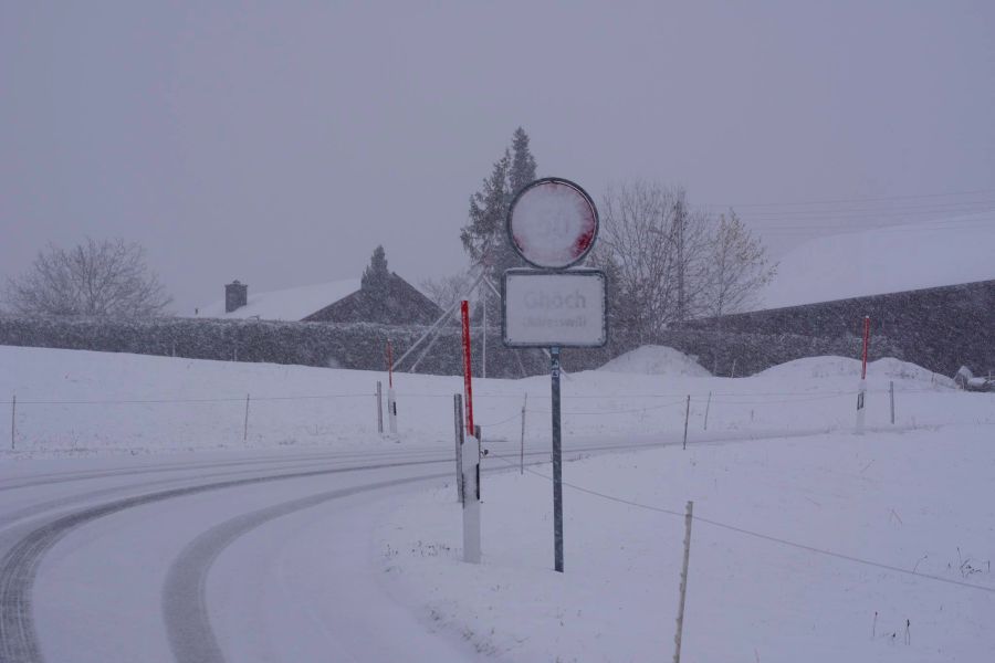 In Ghöch ZH liegt hingegen schon um einiges mehr an Schnee.