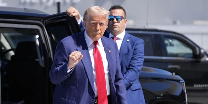 Donald Trump wettert gegen Taylor Swift. donald trump taylor swift