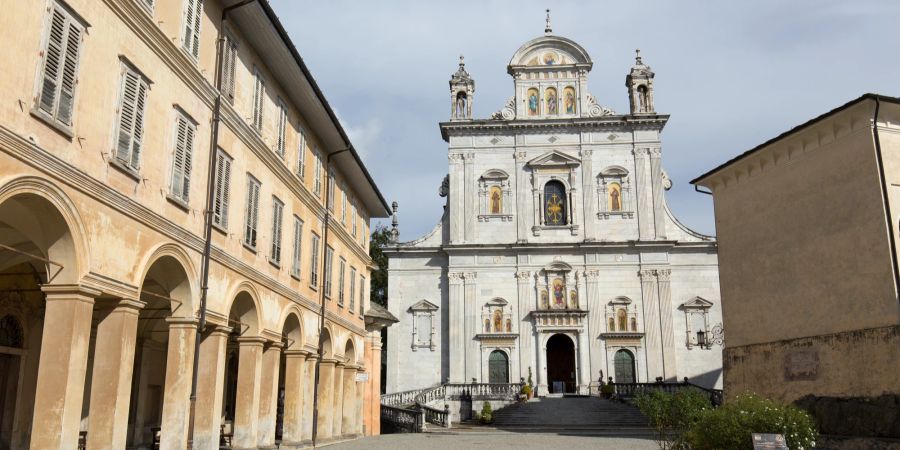 Blick auf das Heiligtum des Monte Santo in Varallo.