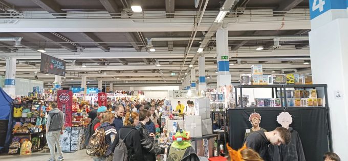 In den insgesamt sieben Hallen der ZURICH POP CON & Game Show wartete auf die Besuchenden eine berauschende Vielfalt an Popkultur. ZURICH POP CON