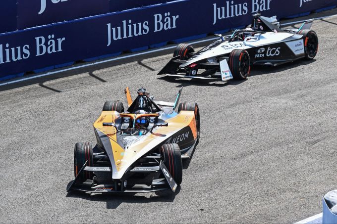 Auf den engen Strassenkursen der Formel E fühlt sich Sam Bird wohler. Sam Bird Formel E