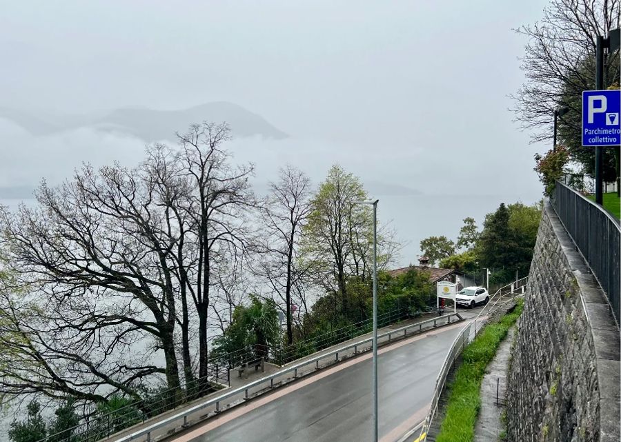 Die Parkplatzsuche sei immerhin kein Problem, schreibt ein anderer X-User, der ins Tessin gereist ist.