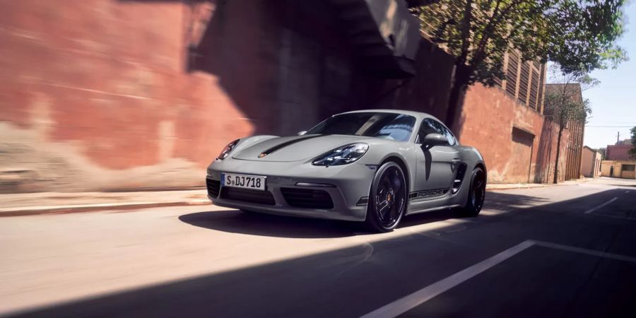 Porsche 718 Cayman, Fahrt