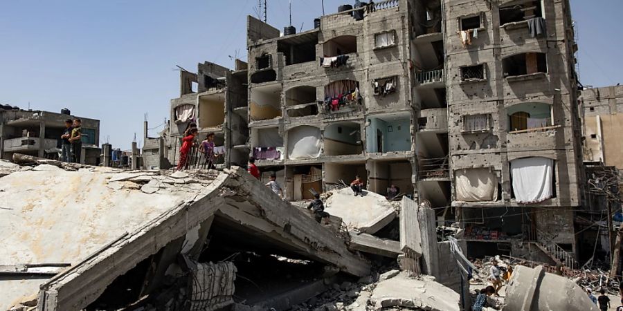 Ein zerstörtes Haus in Rafah. (Archivbild)