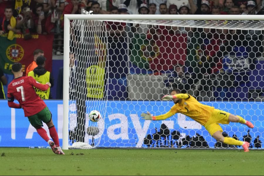 Im Penaltyschiessen trifft CR7, Portugal steht im Viertelfinal.