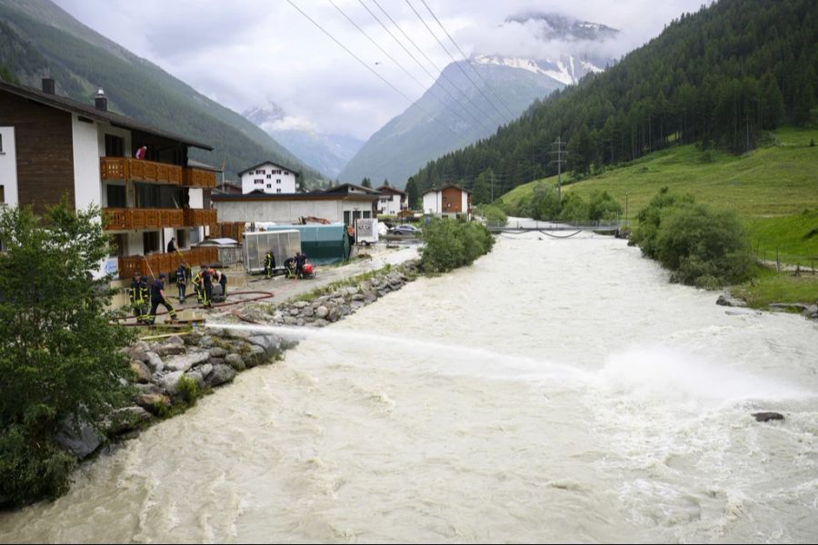 Letztes Wochenende fegten heftige Unwetter über das Walliser Saastal.