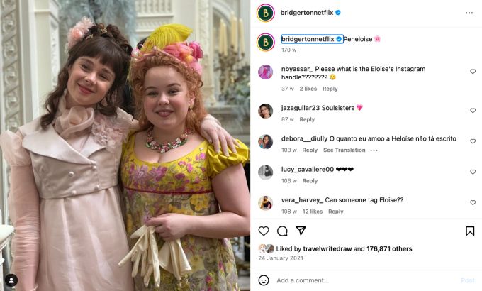 In Staffel 2 zerbricht die Freundschaft zwischen Eloise Bridgerton (gespielt von Claudia Jessie) und Penelope (Nicola Coughlan). Instagram Kostümfilm Bridgerton.