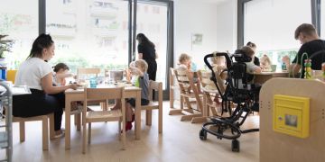 Kinder Betreuung extern