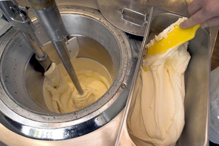Das Ergebnis ist erschreckend: Ein Viertel des Glaces überschritt den Grenzwert für Enterobakterien.