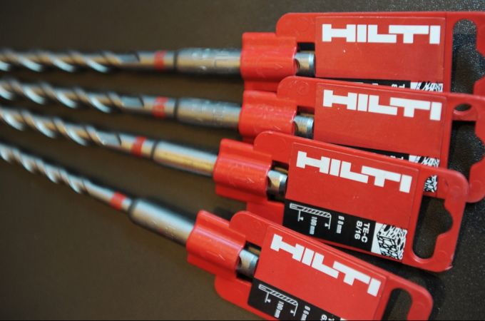 Werkzeughersteller Hilti führt die Liste der besten Arbeitgeber der Schweiz unter den Grossunternehmen an. (Symbolbild) Hilti Arbeitgeber der Schweiz