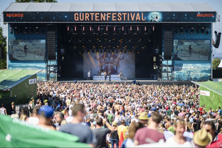 Man investiere das Geld in «Volksläufe», «Schwingen», «Festivals» und «Familien & Kinder». Die Street Parade hatte man bisher auch unter «Festivals» verordnet.
