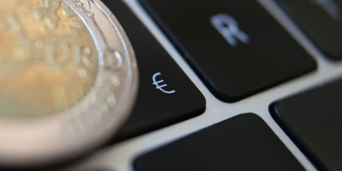 Mit einem digitalen Euro wollen die Euro-Notenbanken privaten Anbietern, vor allem aus den USA, ein europäisches digitales Bezahlangebot entgegensetzen. (Symbolbild) Euro