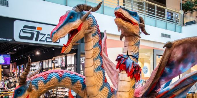 Drachen-Alarm im Emmen Center! Vom 16. Juni bis 5. Juli lädt das Einkaufscenter zu einer Erlebnisausstellung für die ganze Familie ein. Drachen Emmen Center