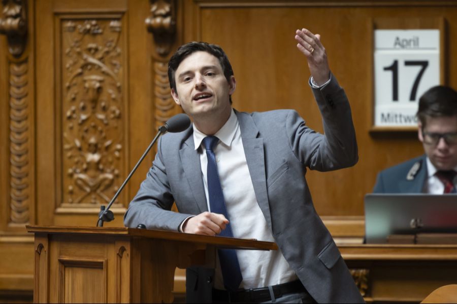 «Es war nie die Idee, dass sich eine ganze Branche mit Zivis über Wasser hält», sagt SVP-Nationalrat Benjamin Fischer.