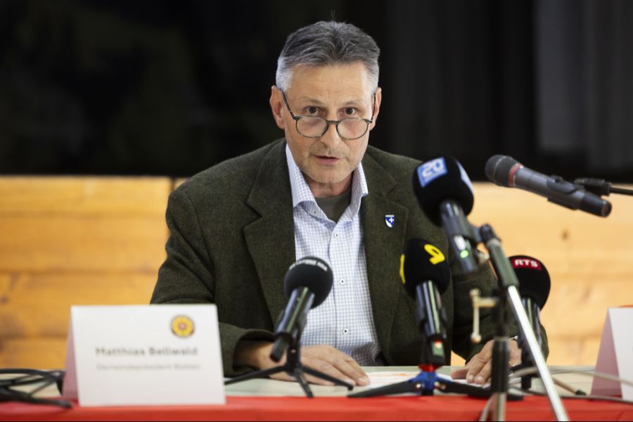 Der Gemeindepräsident von Blatten, Matthias Bellwald, sagte am Montag vor den Medien: «Vor fünf Tagen hätte niemand gedacht, dass ein Berg, den wir seit Jahren bewundern und für unverrückbar hielten, sich bewegt.»