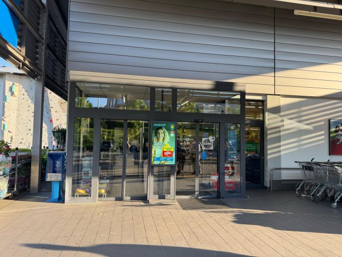 Spannung am Freitagmorgen: Öffnet der Lidl in Wädenswil ZH oder nicht? Wädenswil