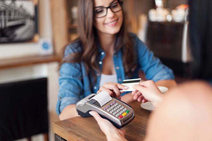Gäste wünschen auch Flexibilität bei der digitalen Trinkgeldlösung. Kreditkarte