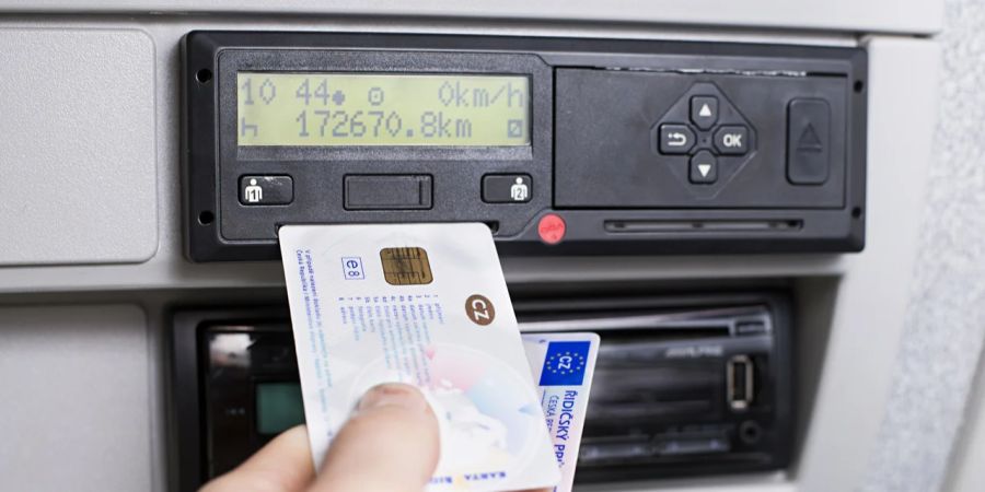 Digitaler Fahrtenschreiber