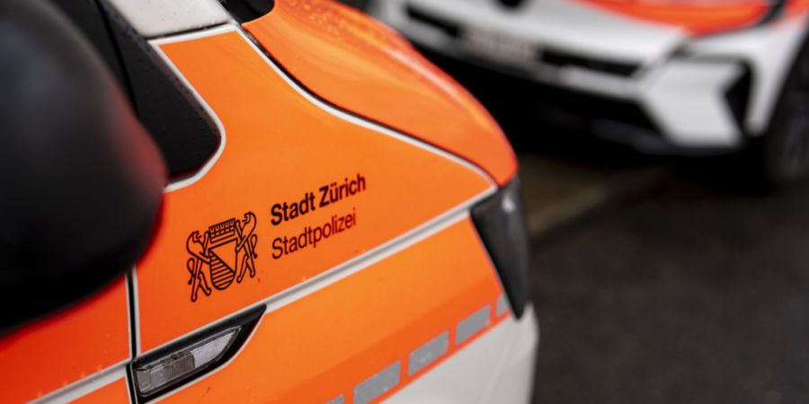 Die Stadtpolizei Zürich rückte wegen eines Velounfalls aus. (Symbolbild)