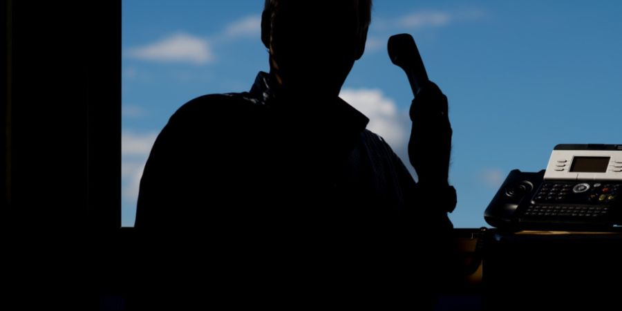 Die Basellbieter Polizei rät, bei verdächtigen Anrufen sofort aufzulegen und sich nicht unter Druck setzen zu lassen. (Symbobild)