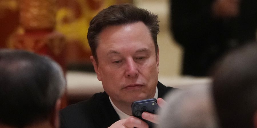 Doch nach drei Wochen Prozess steht fest: Elon Musk verliert vor Gericht – wegen der Verjährungsfrist.