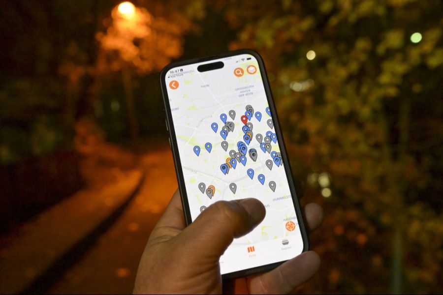 Im Hintergrund trifft Maduro diverse Sicherheitsmassnahmen. Er wechselt regelmässig sein Mobiltelefon und seinen Schlafplatz. (Symbolbild)