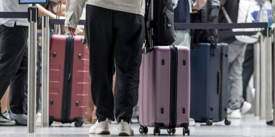 Wann wird am Flughafen Zürich rund um die Uhr geflogen?