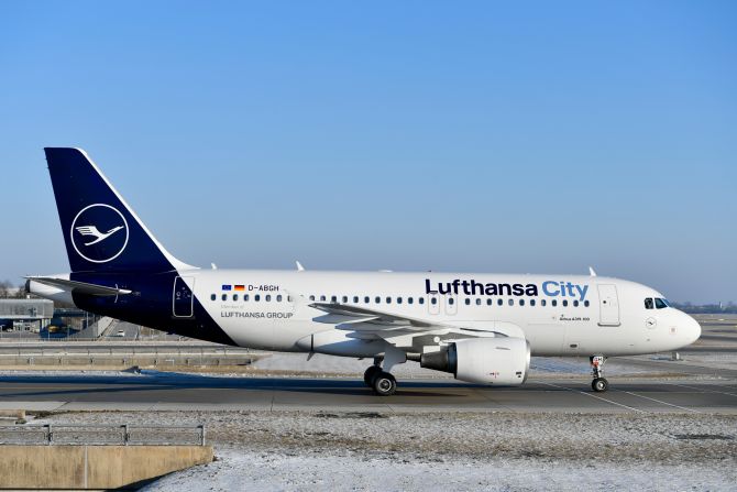 Lufthansa City Airlines Star