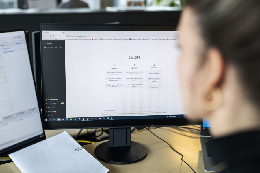 Rund 555'000 US-Dollar sollen jährlich als Lohn ausgezahlt werden. (Symbolbild)