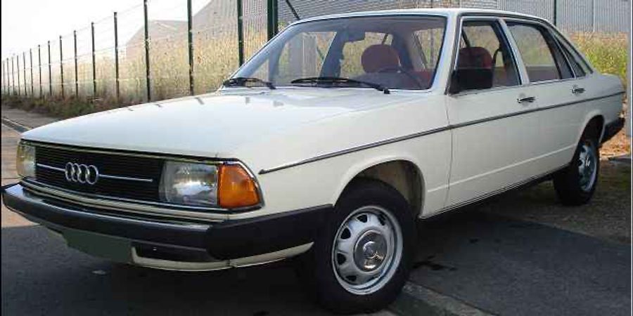 Audi 100 C2