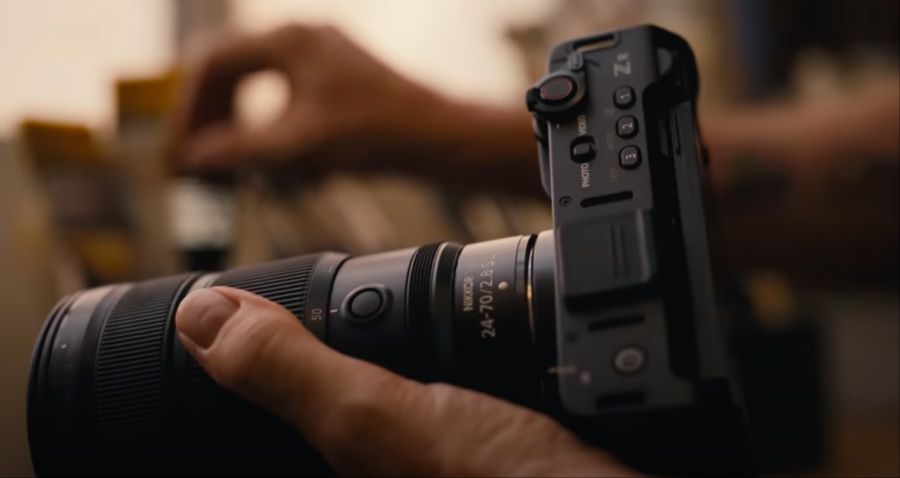 nikon zr
